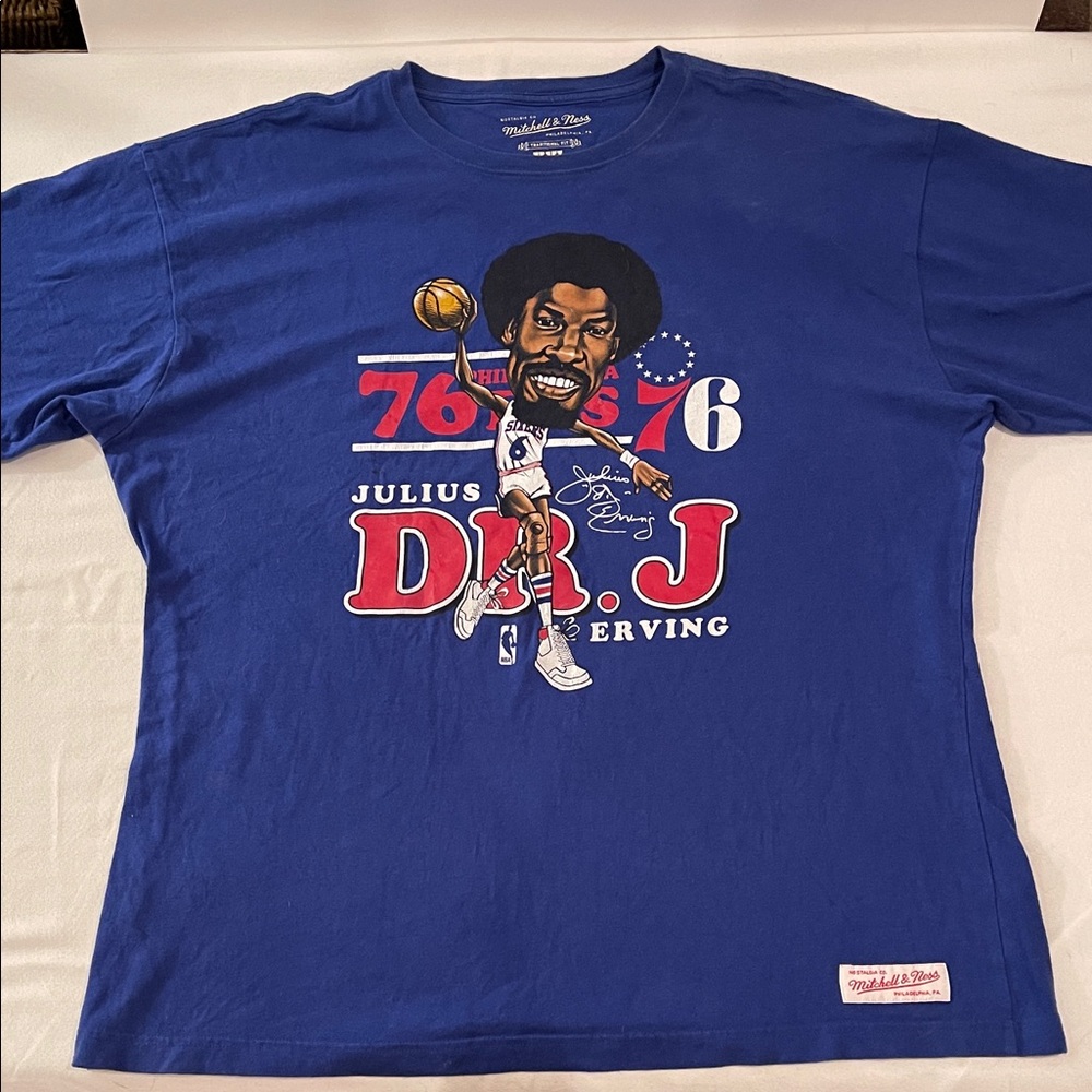 Mitchell & Ness Julius Erving Graphic Tee in Blue